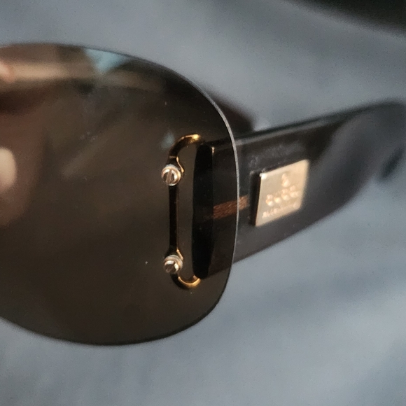 Gucci Vintage Rimless Shield Sunglasses Y2K